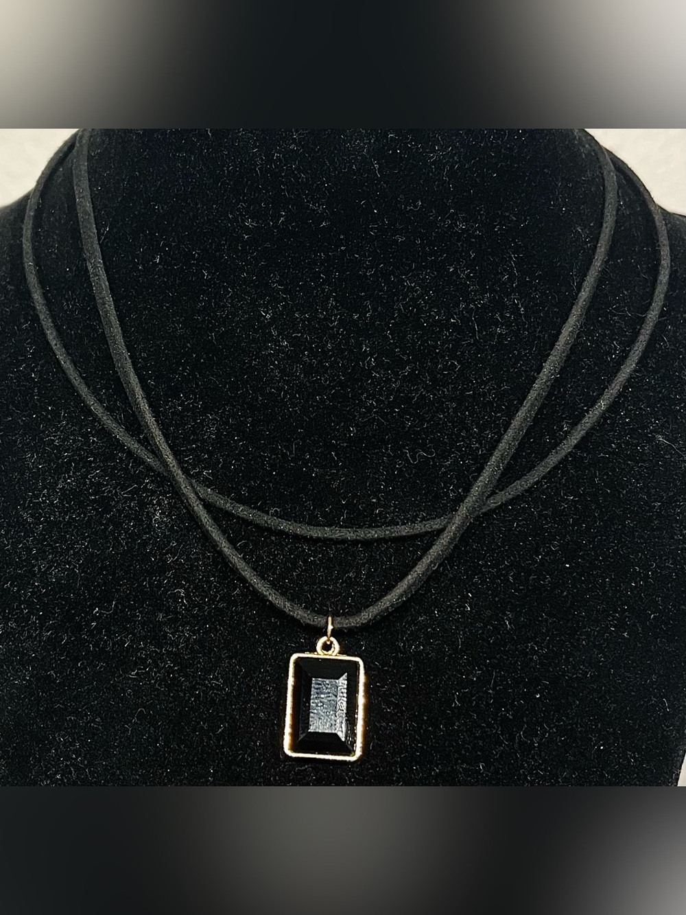 Gold-Trim Black Stone Double-Layer Suede Necklace
